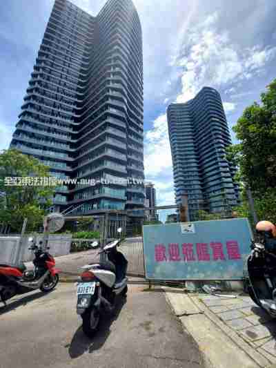 法拍新北市淡水區萬通台北2011-興福寮88巷9號-亞東法拍電梯大樓1,070萬