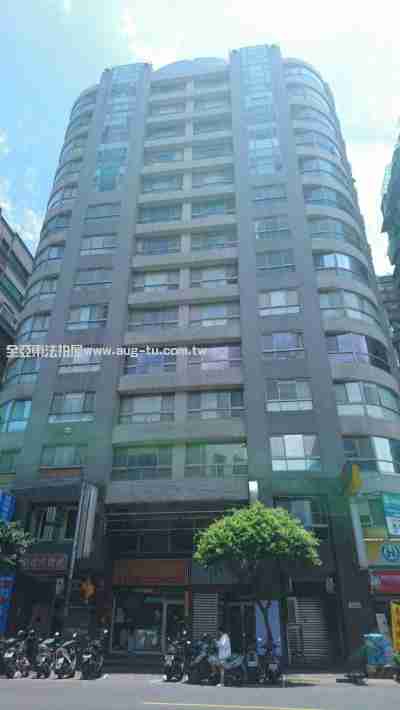法拍新北市永和區凱旋臻品-永貞路360巷1號-亞東法拍電梯大樓2,880萬