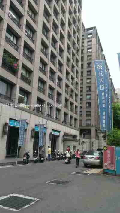 法拍新北市中和區四季紐約-中山路3段136巷-亞東法拍套房632萬